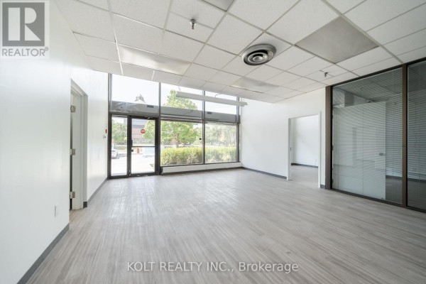 66 Novopharm Court, Toronto, ON M1B2K9 Photo 5