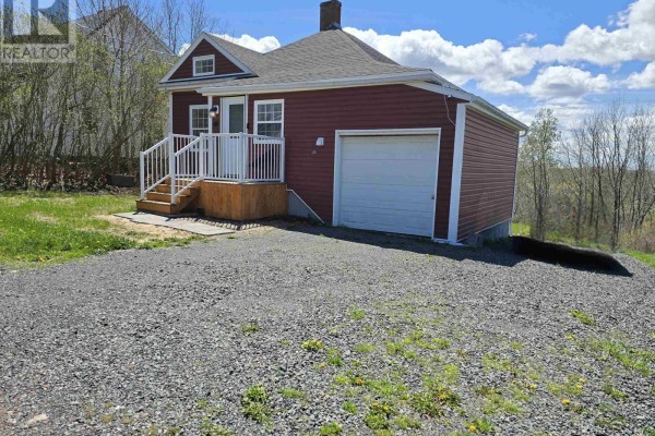 66 Oak Street, Trenton, NS, photo 2