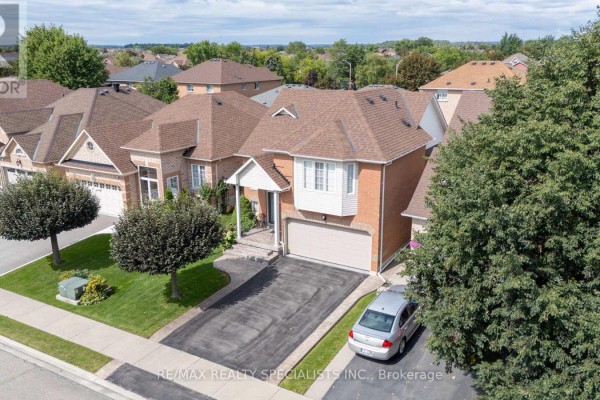 66 Ryegrass Crescent, Brampton, ON, photo 2