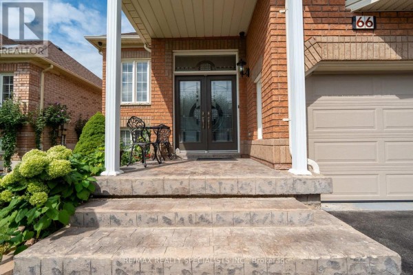66 Ryegrass Crescent, Brampton, ON, photo 3