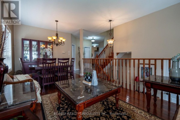 66 Ryegrass Crescent, Brampton, ON L7A3J9 Photo 5