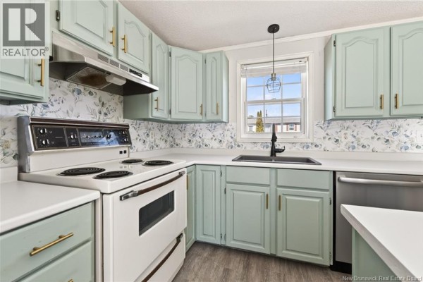 3pc Ensuite bath - 66 Sophie Lane, Dieppe, NB E1A7C7 Photo 4