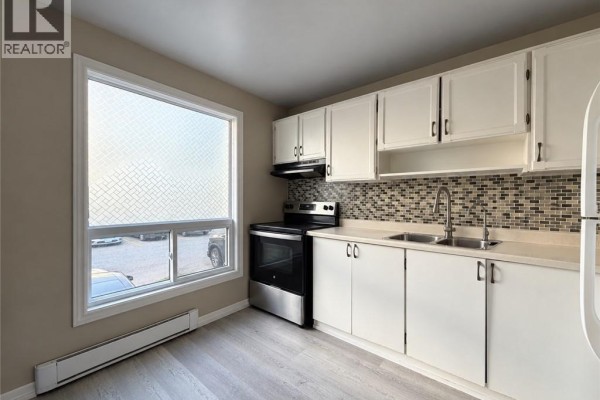 Bedroom - 66 Summercrest Drive Unit# 18, Hamilton, ON L8K6G6 Photo 4