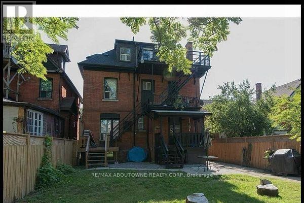 66 Wellington Street S, Hamilton, ON, photo 2