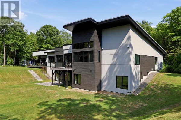 66 Wilderness Ct, Sault Ste  Marie, ON, photo 2