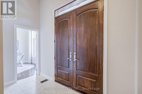 66 Wozniak Crescent, Markham, ON, photo 3