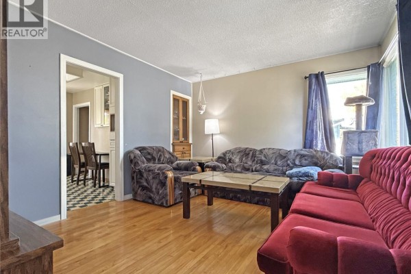 Bedroom - 660 3rd Avenue Ne, Swift Current, SK S9H2H5 Photo 3