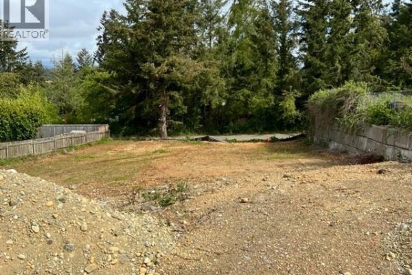 660 8th Ave, Campbell River, BC V9W4A8 Photo 5