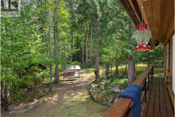 Laundry room - 660 Bradley Road Lot# A, Seymour Arm, BC  Photo 3