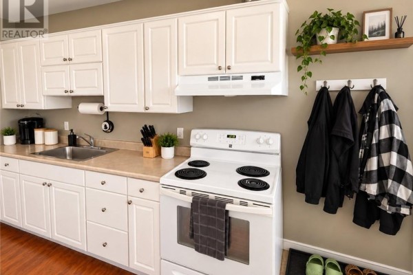 660 Notre-dame Avenue Unit# 3, Azilda, ON P3C5L2 Photo 3