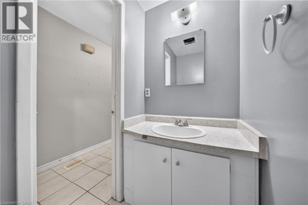 Utility room - 660 Oxford Road Unit# 35, Burlington, ON L7N3M1 Photo 4