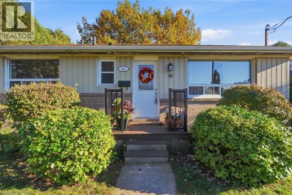 Recreation room - 660 Wickens Avenue, Burlington, ON L7T3T2 Photo 2