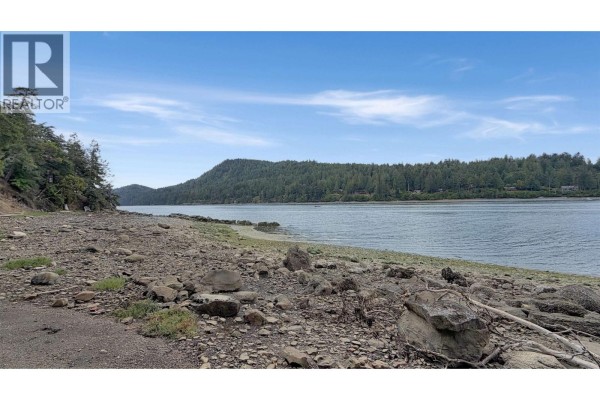 6608 Razor Point Road, Pender Island, BC, photo 3