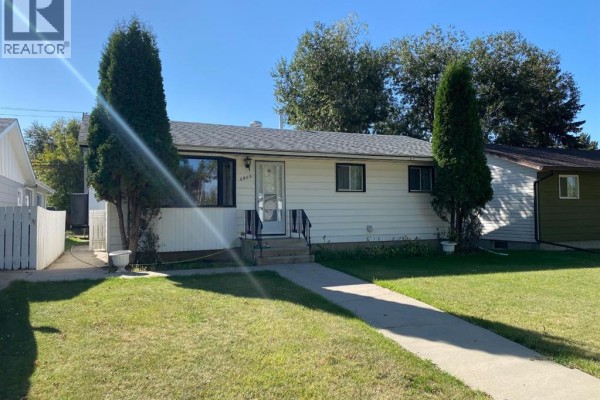 6609 45 Avenue, Camrose