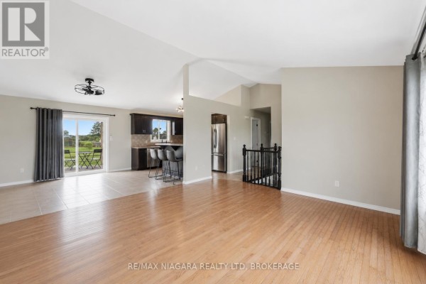 661 Carl Road, Thorold, ON L0S1K0 Photo 4