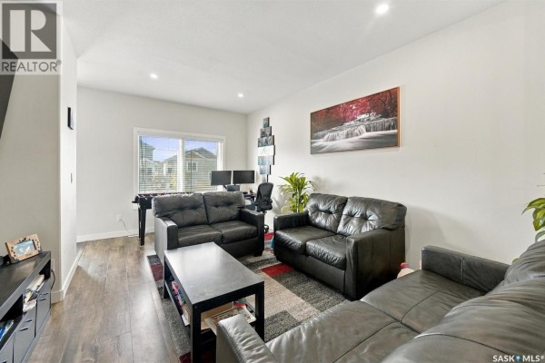 2pc Bathroom - 661 Feheregyhazi Boulevard, Saskatoon, SK S7W0Z4 Photo 4