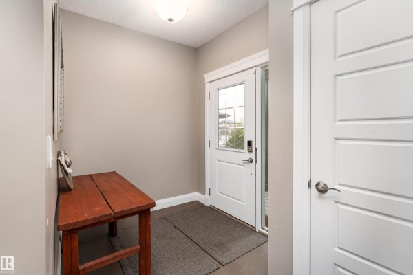Dining room - 6613 31 Av, Beaumont, AB T4X0W7 Photo 2