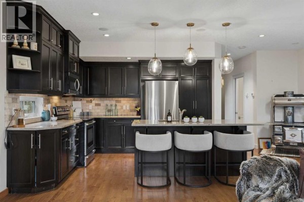Foyer - 6614 Bowness Road Nw, Calgary, AB T3B0G1 Photo 5