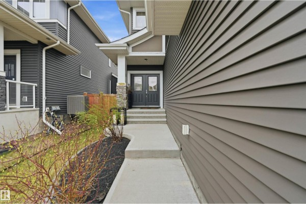 Kitchen - 6615 Knox Pl Sw, Edmonton, AB T6W4A1 Photo 3