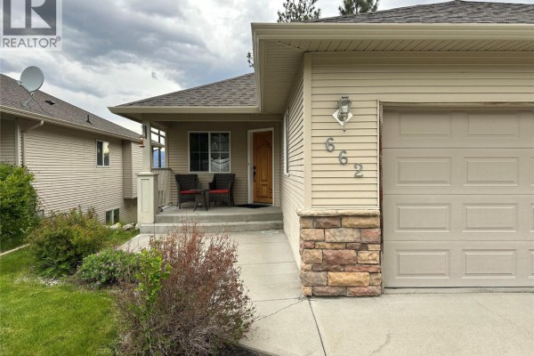 662 South Crest Drive, Kelowna, BC, photo 3
