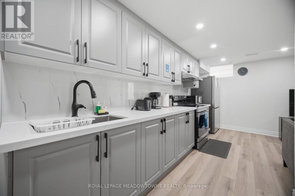 6623 Blackheath Lower Ridge, Mississauga, ON L5W1Z7 Photo 5