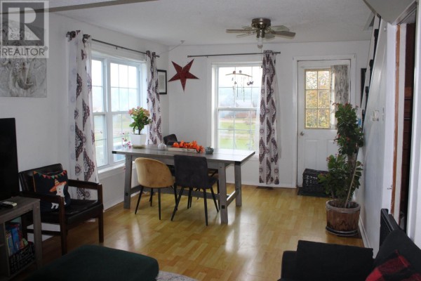 Bath (# pieces 1-6) - 6623 Rte 13, Mayfield, PE C0A1N0 Photo 4