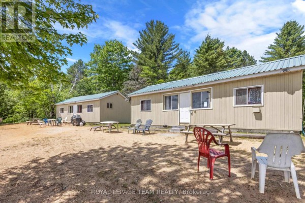 Bedroom - 662a Long Lake Road, Madawaska Valley, ON K0J1B0 Photo 4