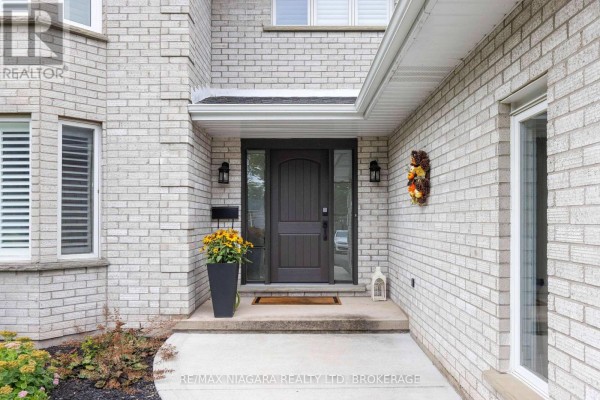 665 Daytona Drive, Fort Erie, ON L2A5V4 Photo 5