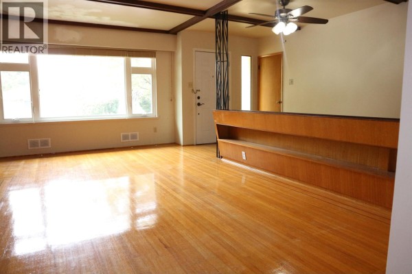 6650 Kerr Street, Vancouver, BC V5S3C4 Photo 3