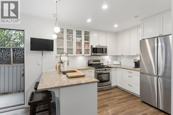 6650 Nelson Avenue, West Vancouver, BC V7W2B1 Photo 4
