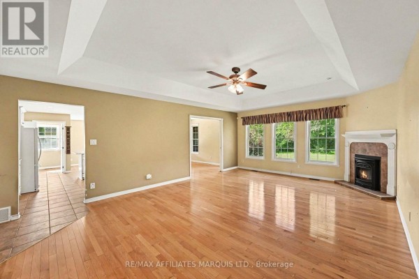 Bedroom 2 - 6658 Sutherland Avenue, South Glengarry, ON K6H7J3 Photo 4