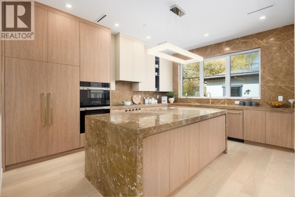 6664 Balsam Street, Vancouver, BC V6P5W7 Photo 5