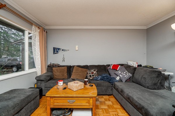 6666 133b Street, Surrey, BC V3W7E9 Photo 3