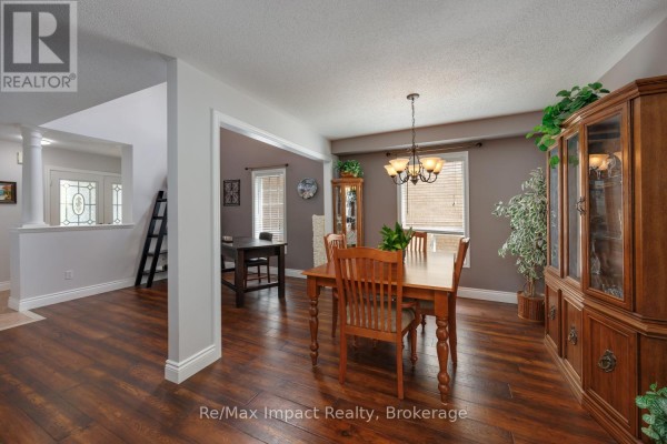 Primary Bedroom - 667 Brasswinds Trail, Oshawa, ON L1K2Z2 Photo 5