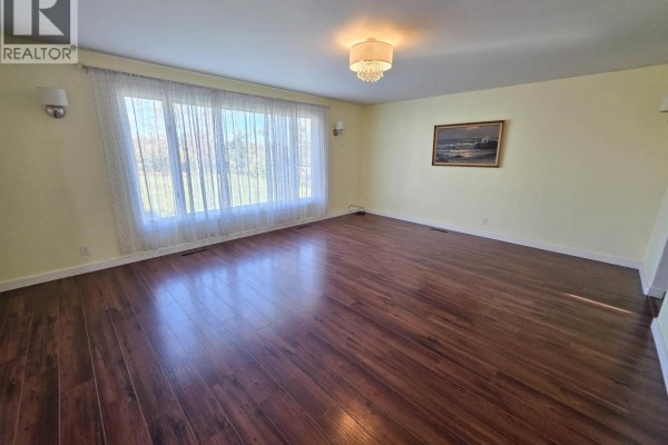 Bedroom 2 - 6678 N 97 Highway, Fort St  John, BC V0C1C3 Photo 5