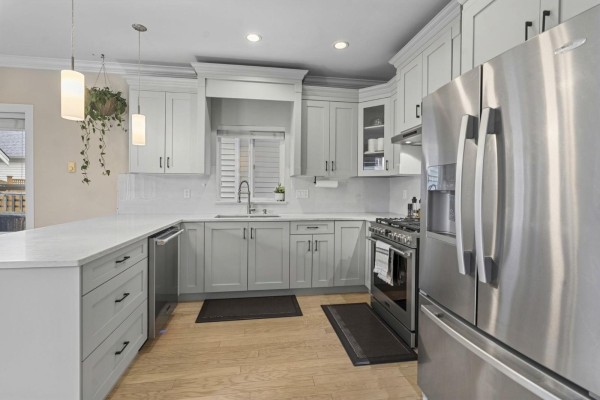 6679 193 Street, Surrey, BC V4N0C1 Photo 4