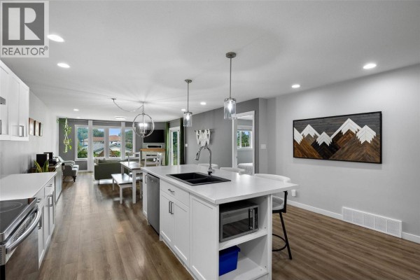 668 Lyne Road, Kamloops, BC, photo 2