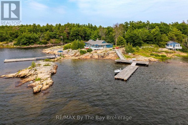 Bathroom - 6686 Island 1040/little Beausoleil Island, Georgian Bay, ON P0E1E0 Photo 2
