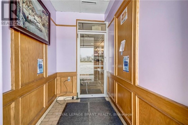 669 Colborne Street E, Brantford, ON N3S3M8 Photo 5