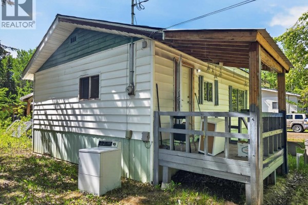 Den - 6693 Hyra Road, 100 Mile House, BC V0K2E2 Photo 3