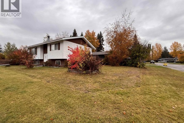 Primary Bedroom - 6696 Simon Fraser Avenue, Prince George, BC V2N2P4 Photo 4