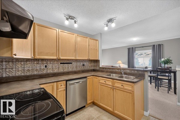 Bedroom 2 - #67 3040 Spence Wd Sw, Edmonton, AB T6X1N7 Photo 4