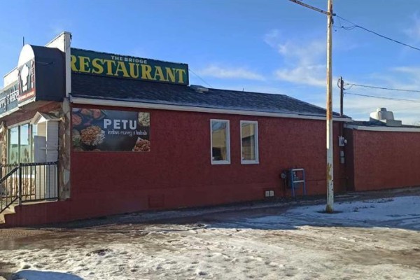 67-71 Bridge Street, Drumheller, AB T0J0Y0 Photo 4