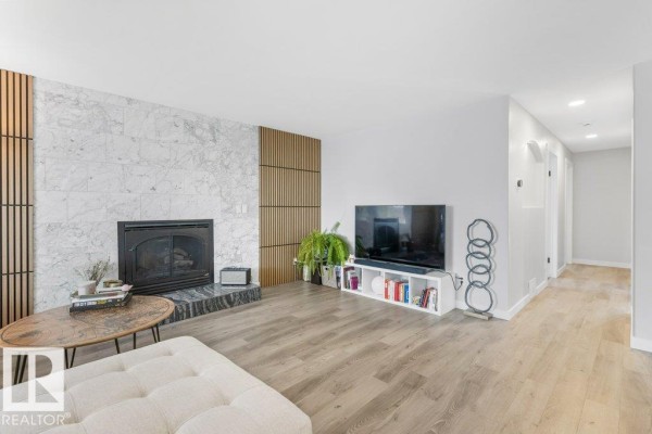 Primary Bedroom - 67 Arlington Dr, St  Albert, AB T8N2Z2 Photo 5