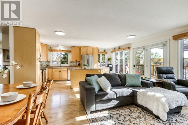 67 Burr Oak Drive, Naughton, ON P0M2M0 Photo 3
