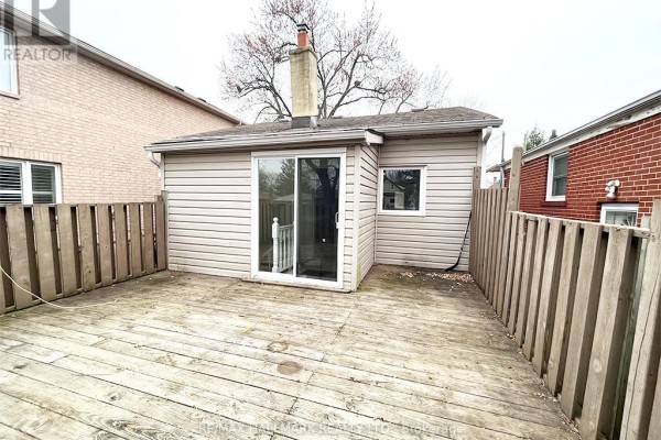 67 Claremore Avenue, Toronto, ON M1N3S1 Photo 3