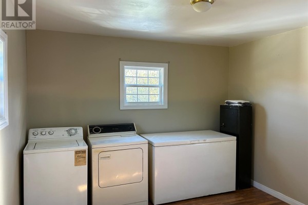 Bath (# pieces 1-6) - 67 Dobers Road, Little Bay, NL A0E2H0 Photo 3