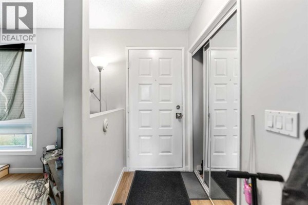 Family room - 67 Falchurch Crescent Ne, Calgary, AB T3J1J9 Photo 3