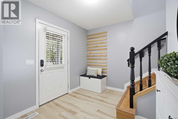 67 Kingsland Heights Se, Airdrie, AB, photo 2