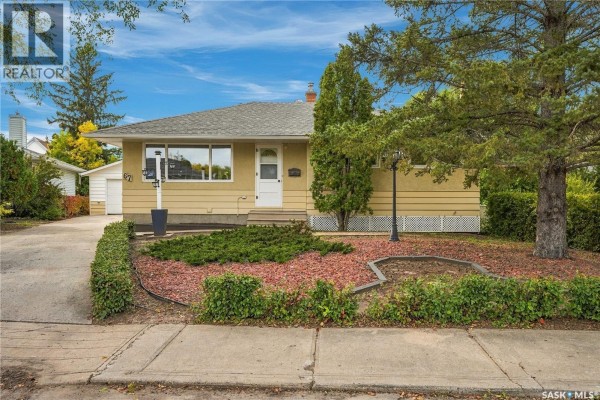Kitchen - 67 Laird Crescent, Regina, SK S4R4N7 Photo 2